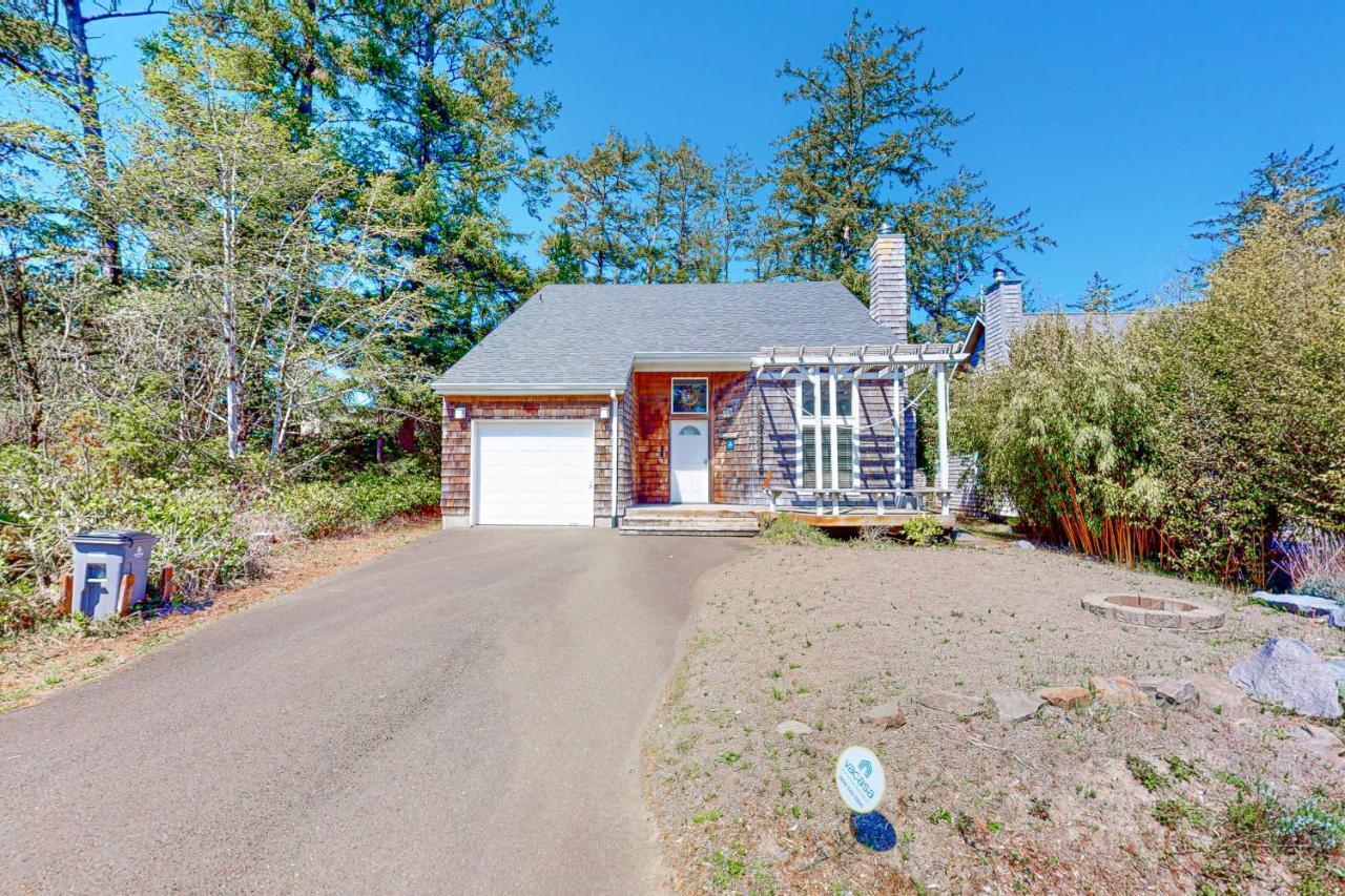 Castaway Cabin Manzanita Exterior photo